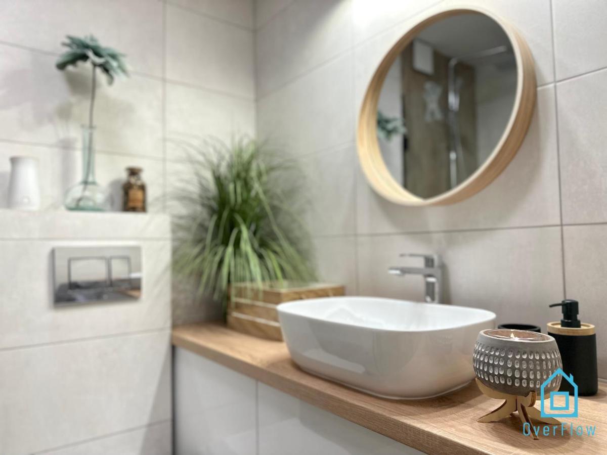 Boho Apartment - 10 Min To Old Town Gdansk,Pkp & Shopping Mall Екстер'єр фото